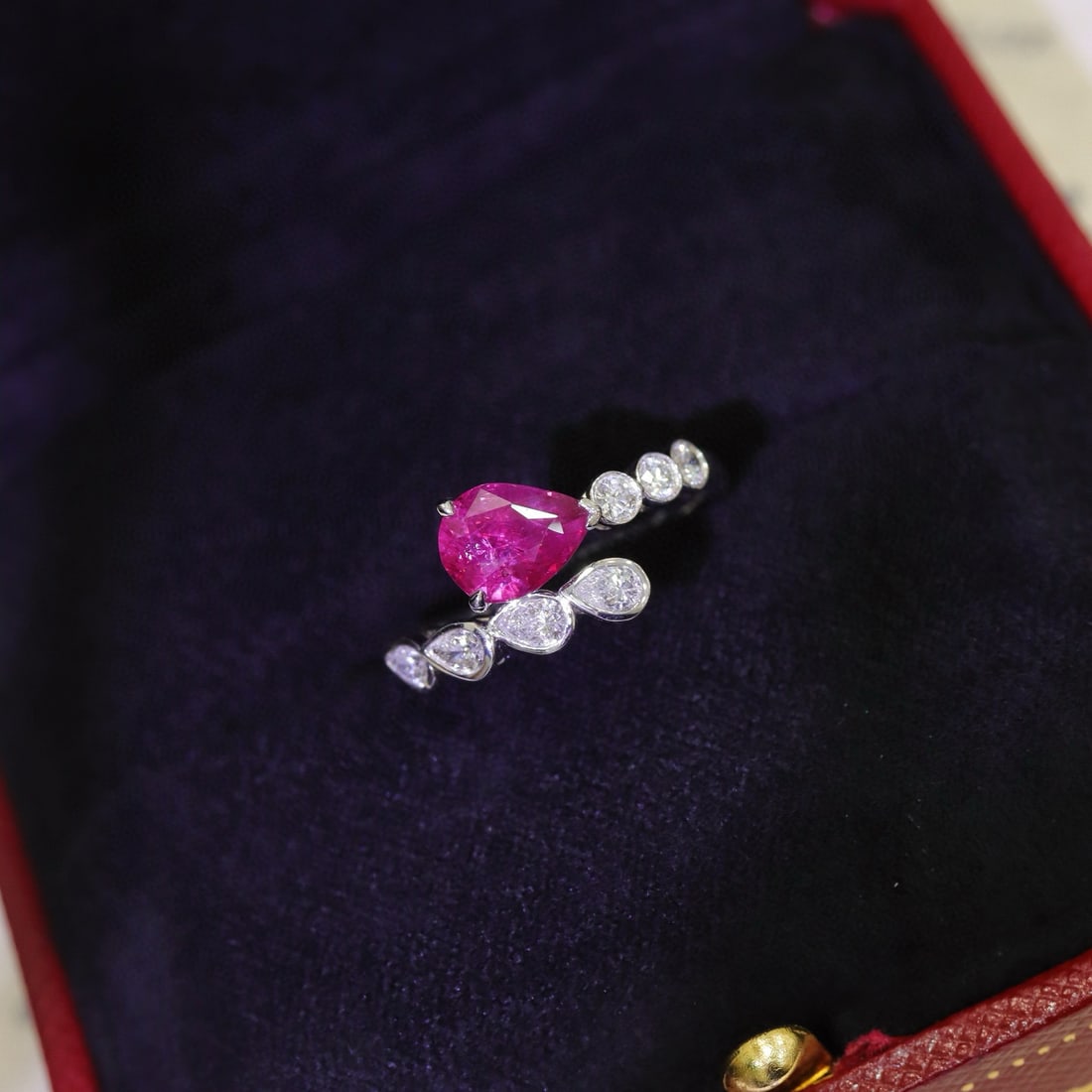 14k Gold 1.93 Ctw Natural Sapphire & Diamond Ring - 5