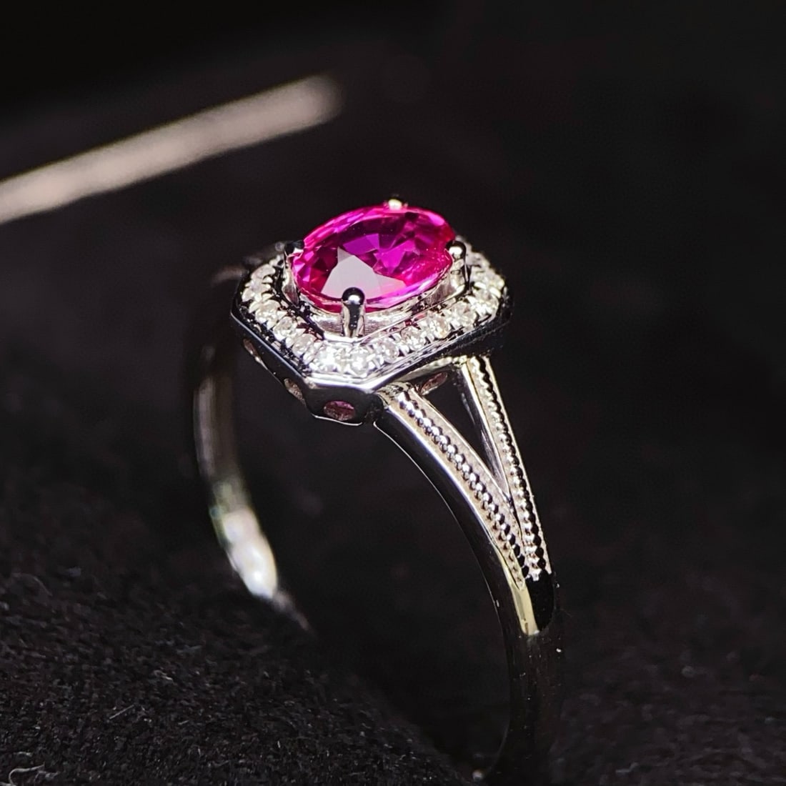 14k Gold 0.6 Ct Natural Ruby & Diamond Ring - 5