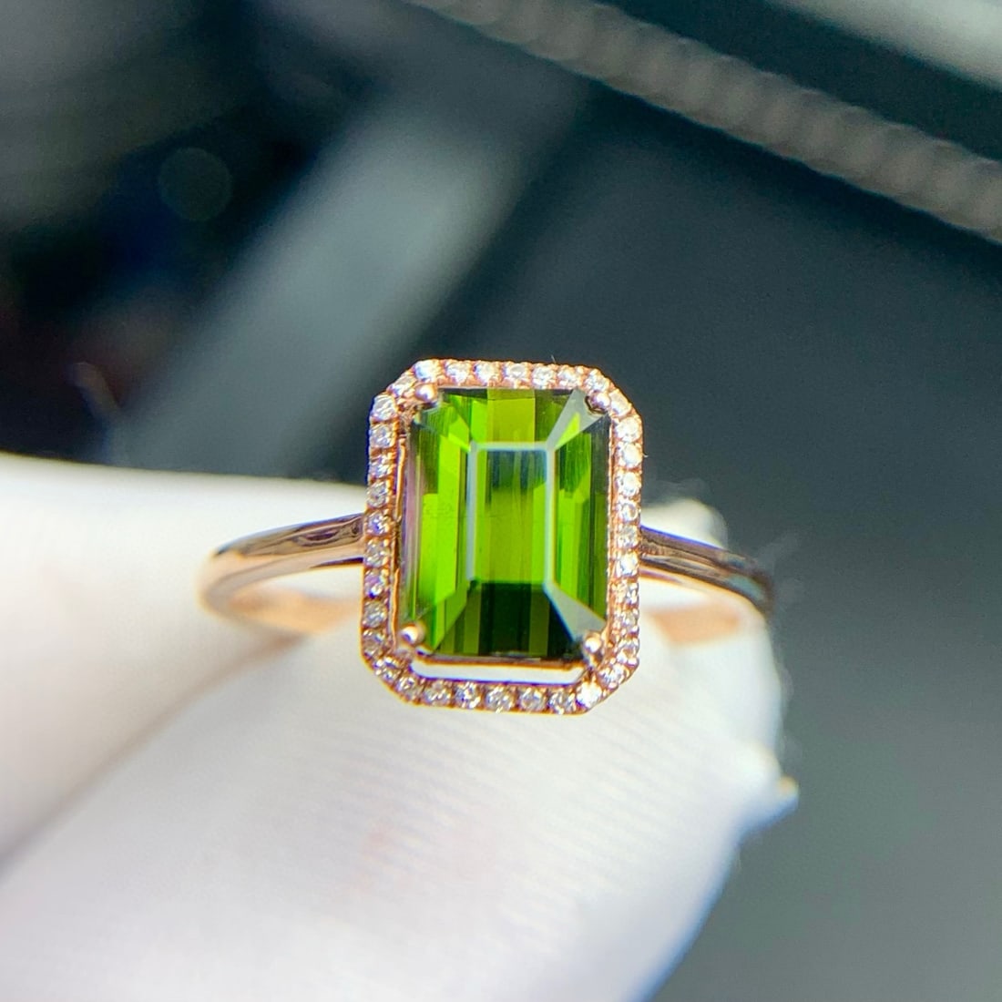 14k Gold 2.1 Ct Natural Tourmaline & Diamond Ring - 6