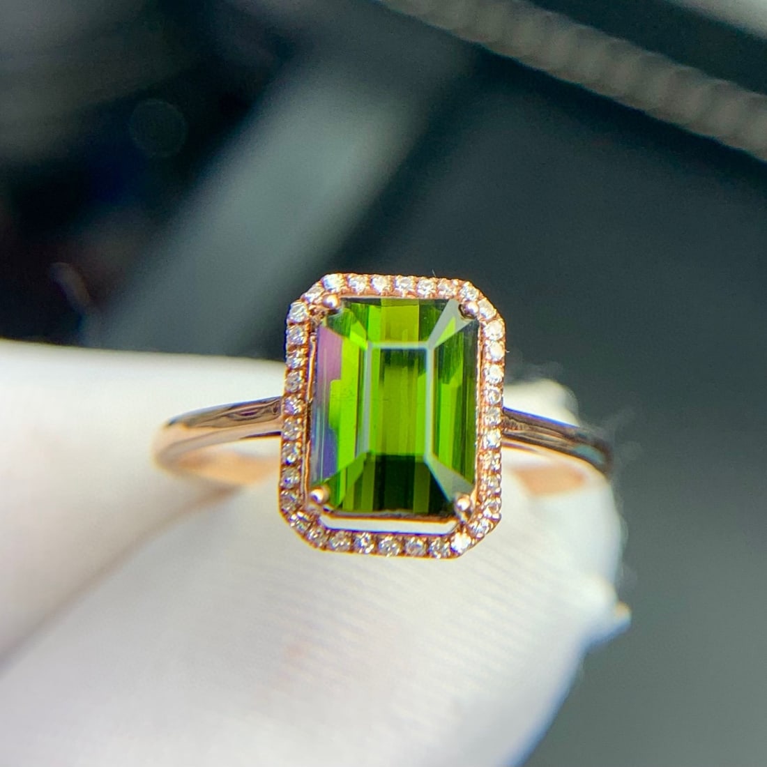 14k Gold 2.1 Ct Natural Tourmaline & Diamond Ring - 8