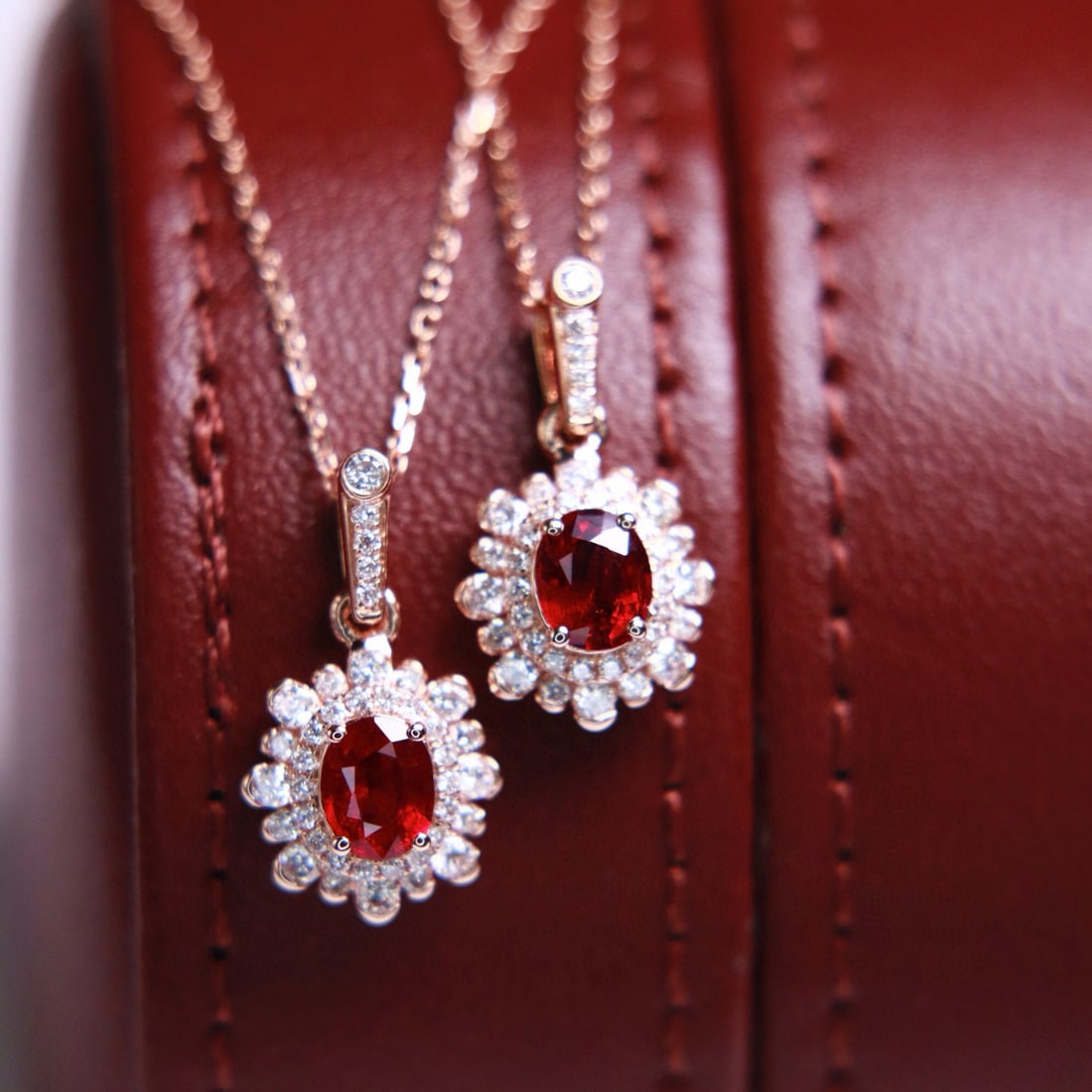 14k Gold 0.67 Ctw Natural Ruby & Diamond Necklace - 3