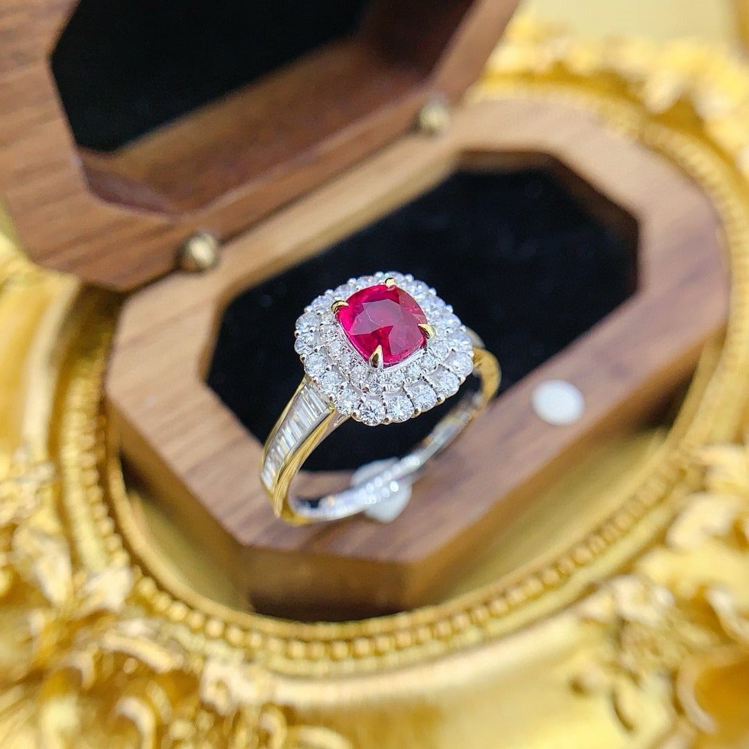 14k Gold 1.72 Ctw Natural Ruby & Diamond Ring: Ref:230948069 // gold content:14k gold // ring size:7. 25us // // main gemstone:ruby // shape:cushion // carat weight:1. 03ct // color:red // treatment:natural // // adjacent gemstone 2 : diamond // s