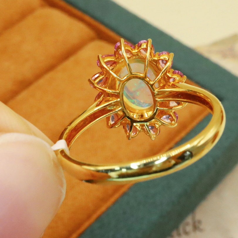 14k Gold 0.80 Ctw Natural Opal & Diamond Ring - 4