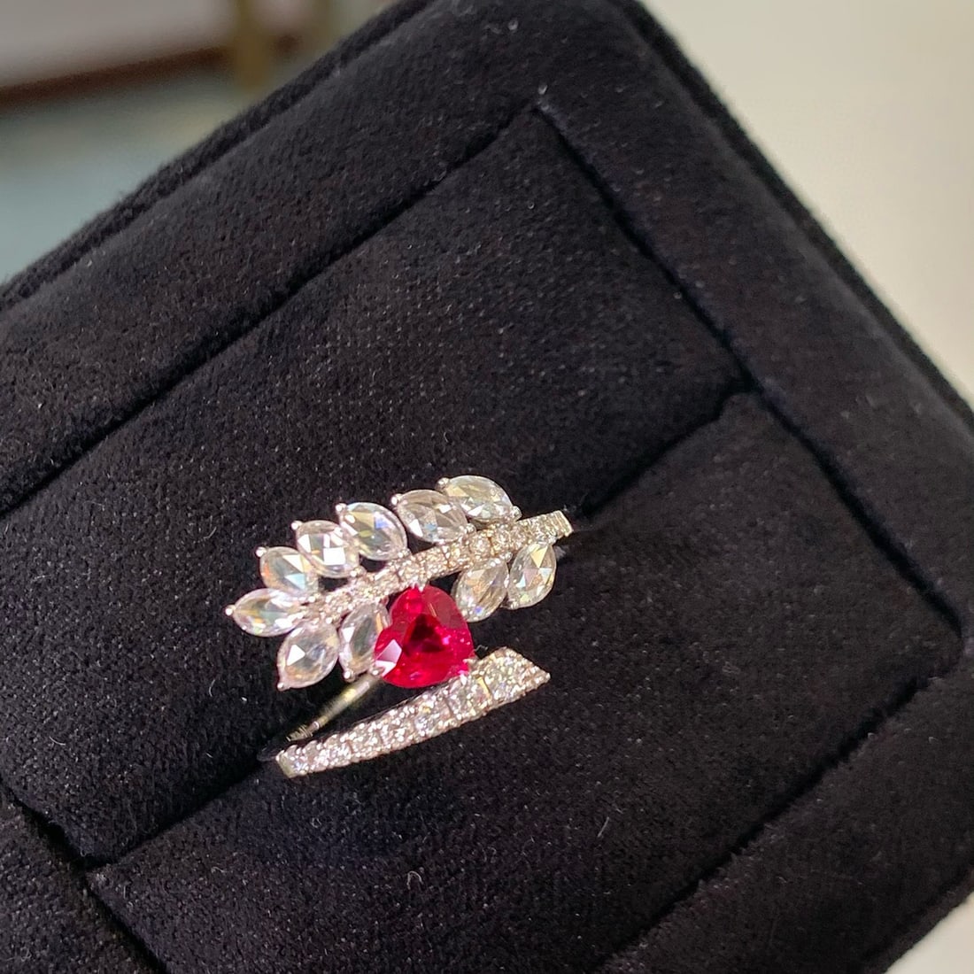 14k Gold 0.96 Ctw Natural Ruby & Diamond Ring: Ref:230948130 // gold content:14k gold // ring size:7. 25us // // main gemstone:ruby // shape:heart // carat weight:0. 35ct // color:pigeonblood red // treatment:natural // // adjacent gemstone 2