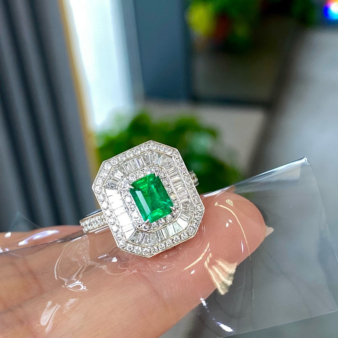 14k Gold 1.91 Ctw Vivid Green Natural Emerald & Diamond Ring/pendant( Without Chain ): Ref:230948176 // gold content:14k gold // ring size:7. 25us // // main gemstone:emerald // shape:octagonal // carat weight:0. 69ct // color:vivid green // treatment:natural // // adjacent gemstone 2 :