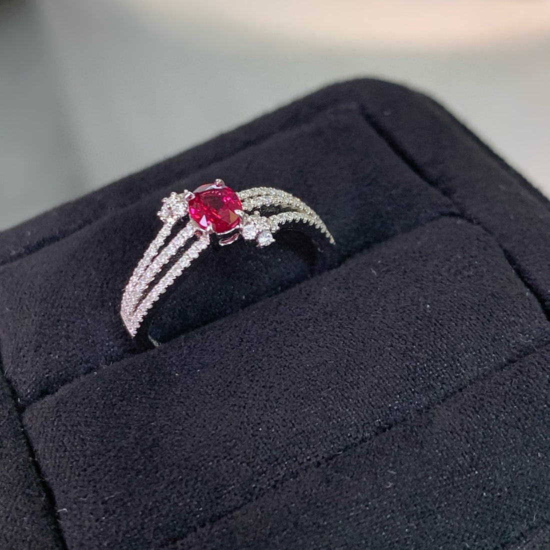 14k Gold 0.76 Ctw Natural Ruby & Diamond Ring - 3