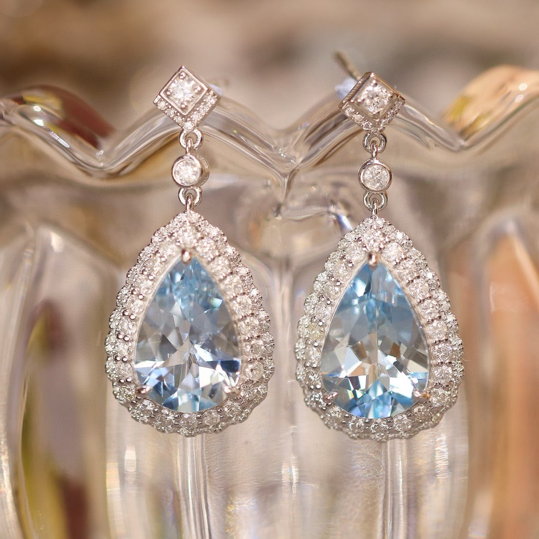 14k Gold 5.84 Ctw Natural Aquamarine & Diamond Earrings - 3