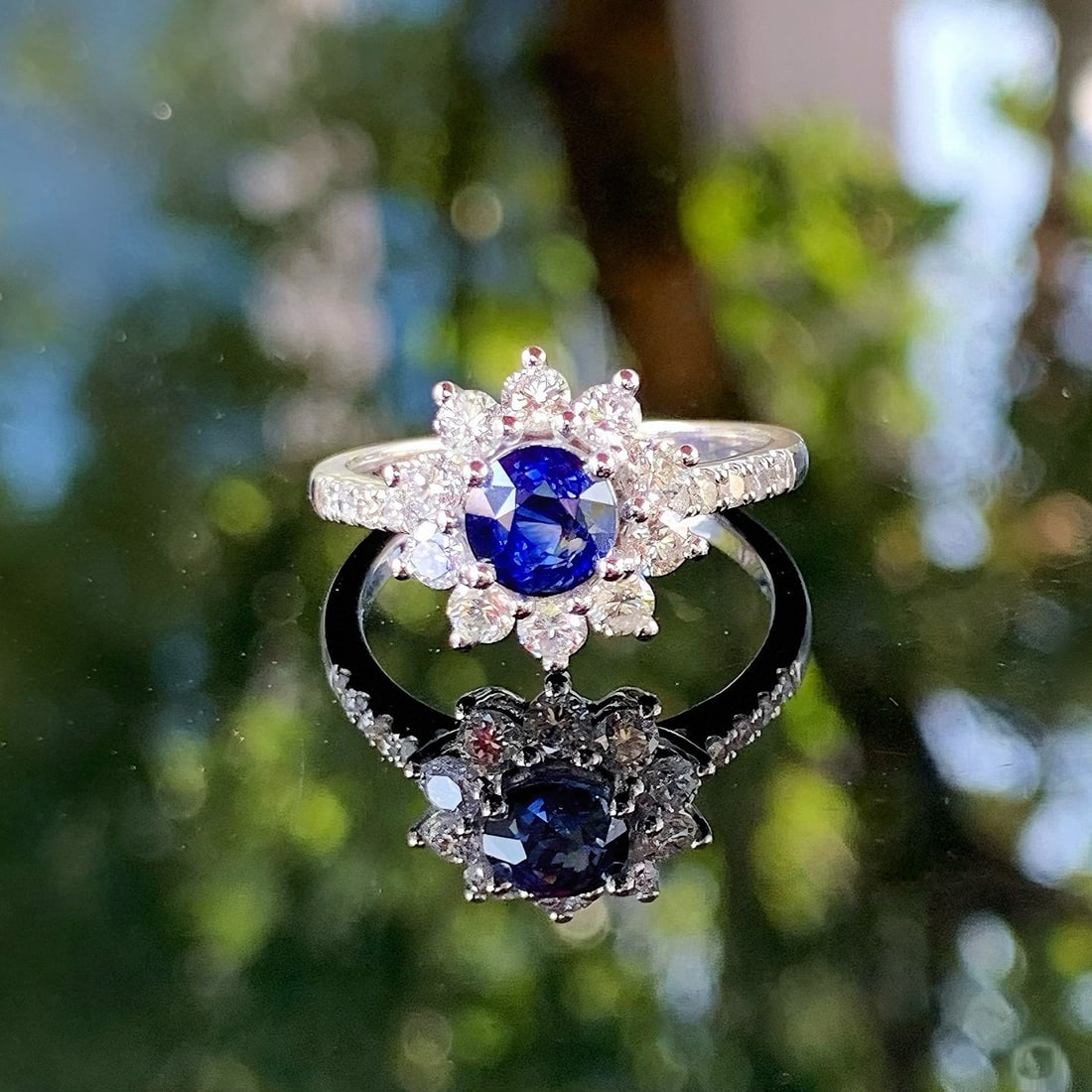 14k Gold 2.24 Ctw Natural Sapphire & Diamond Ring - 4