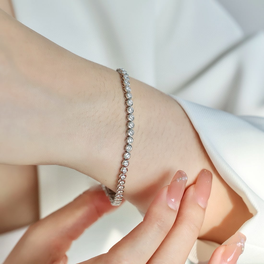 14k Gold 1.69 Ct Natural H Diamond Bracelet - 2