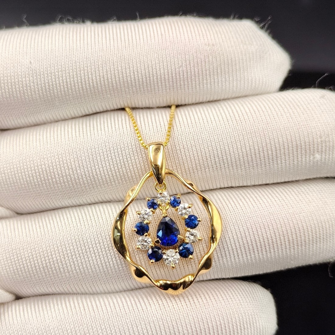 14k Gold 1.23 Ctw Vivid Blue Natural Sapphire & Diamond Pendant( Without Chain ) - 2