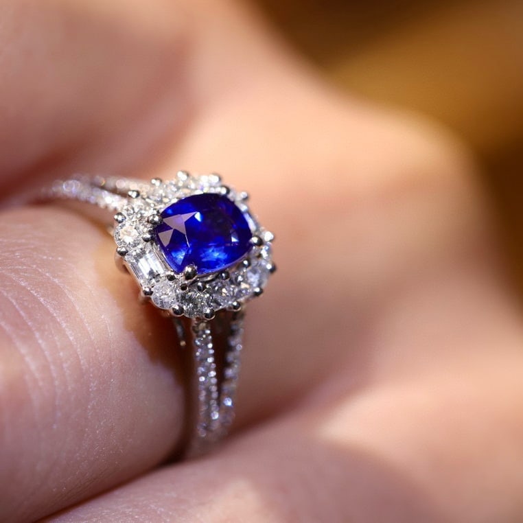 14k Gold 1.72 Ctw Natural Sapphire & Diamond Ring - 5