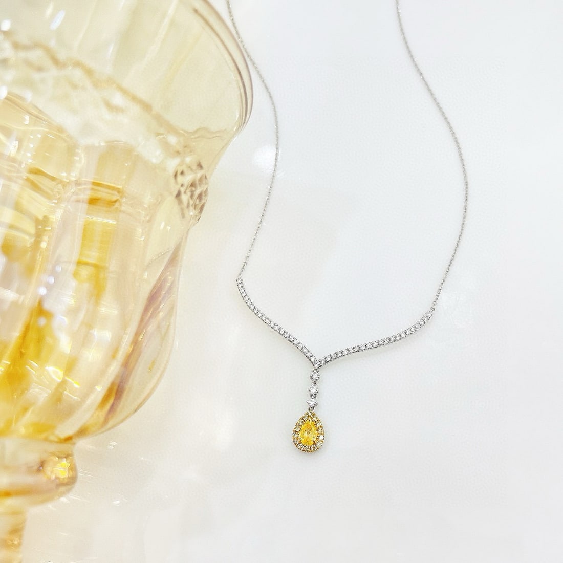 14k Gold 0.64 Ctw Natural Yellow Diamond & Diamond Necklace - 2