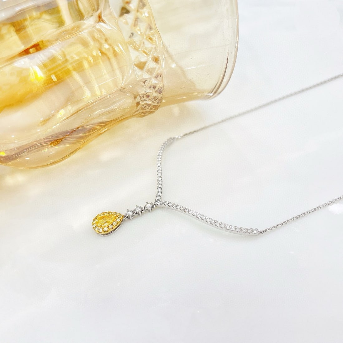 14k Gold 0.64 Ctw Natural Yellow Diamond & Diamond Necklace - 3