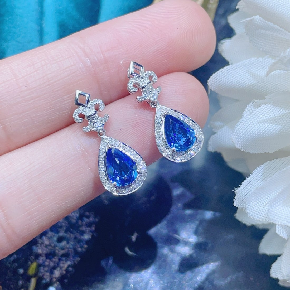 14k Gold 2.1 Ct Natural Sapphire & Diamond Earrings - 2