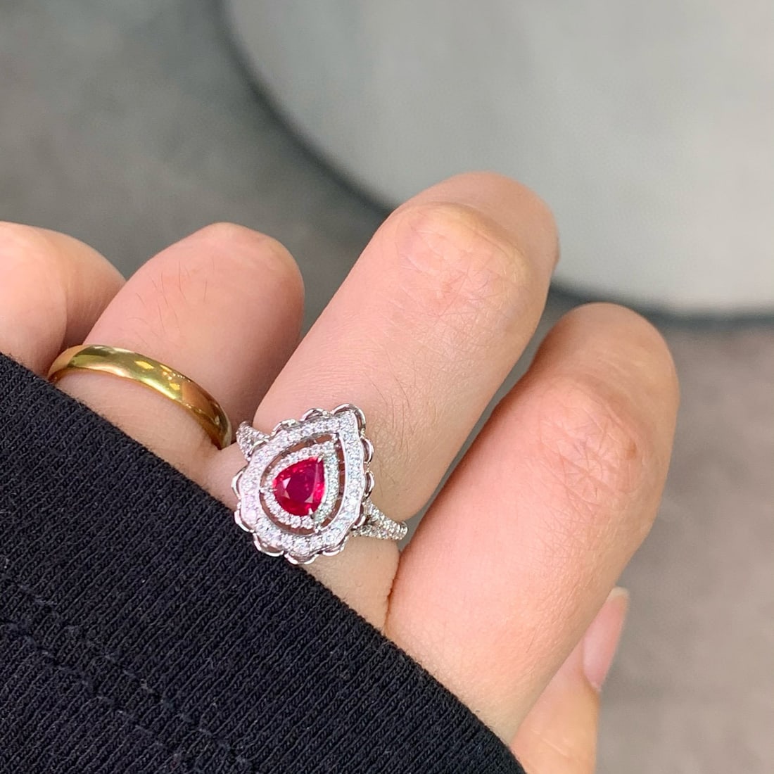 14k Gold 0.90 Ctw Natural Ruby & Diamond Ring - 2