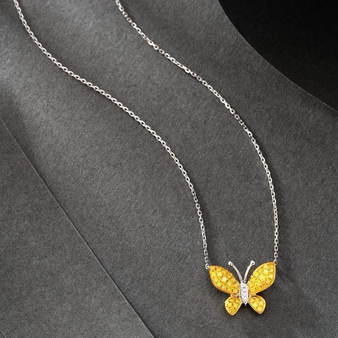 14k Gold 0.31 Ct Natural Yellow Diamond & Diamond & Butterfly Necklace - 2