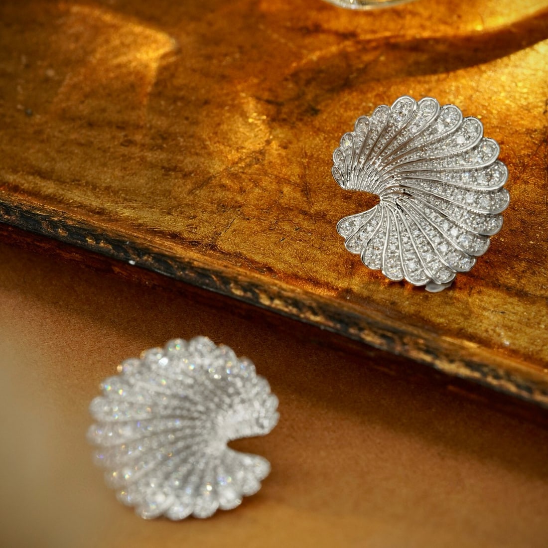 14k Gold 1.22 Ct Natural H Diamond Earrings: Ref:230955059 // gold content:14k gold // main gemstone:diamond // shape:round // carat weight:1. 22ct // clarity grade:vs-si // color:h // treatment:natural // cut grade:g // Condition: NewLow