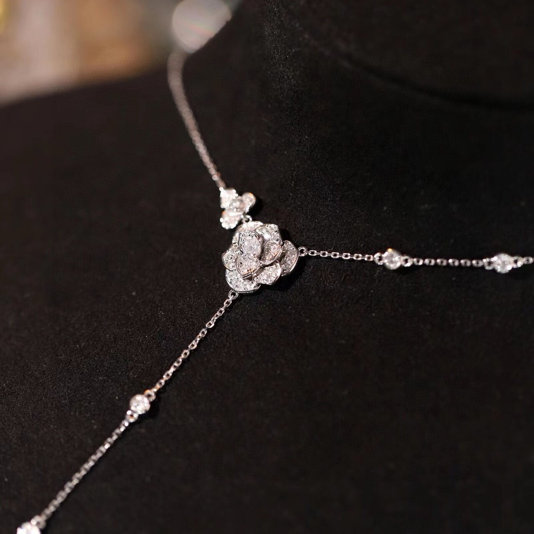 14k Gold 0.6 Ct Natural H Diamond & Flowers Necklace - 3