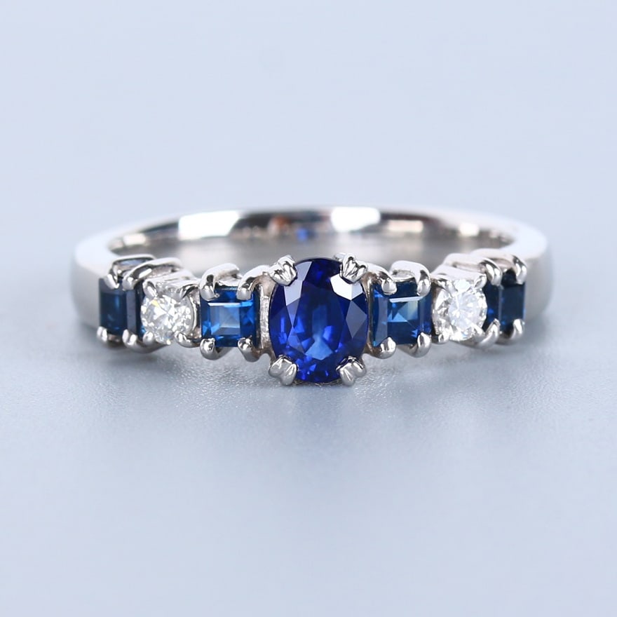 14k Gold 1.15 Ct Natural Sapphire & Diamond Ring: Ref:230955148 // gold content:14k gold // ring size:7. 25us // // main gemstone:sapphire // shape:oval // carat weight:1. 15ct // color:blue // treatment:natural // cut grade:g // // adjacent