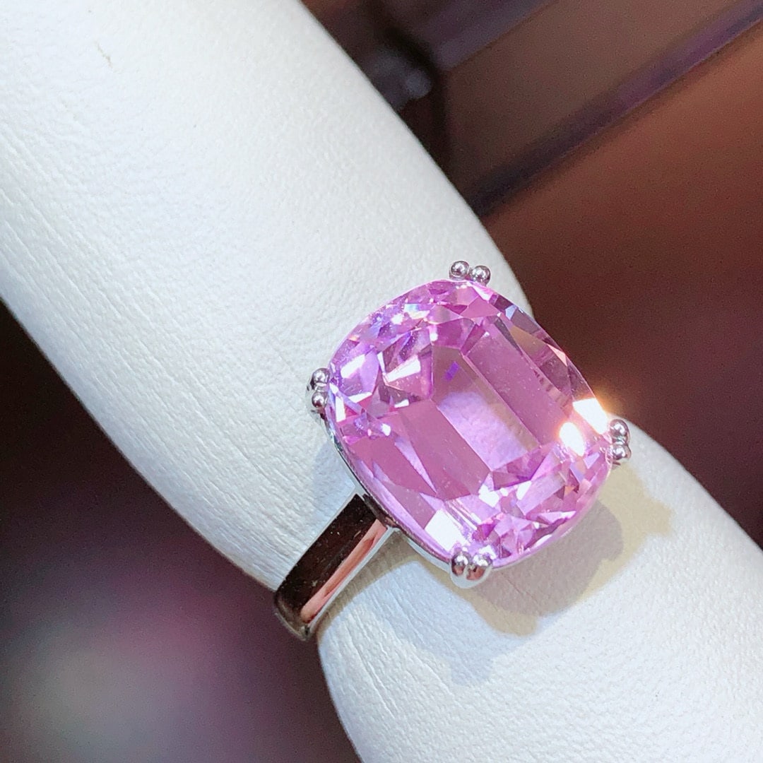 14k Gold 8.8 Ct Natural Kunzite Ring - 5