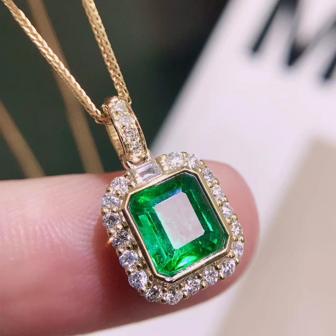 14k Gold 1.1 Ct Vivid Green Natural Emerald & Diamond Pendant( Without Chain ) - 2
