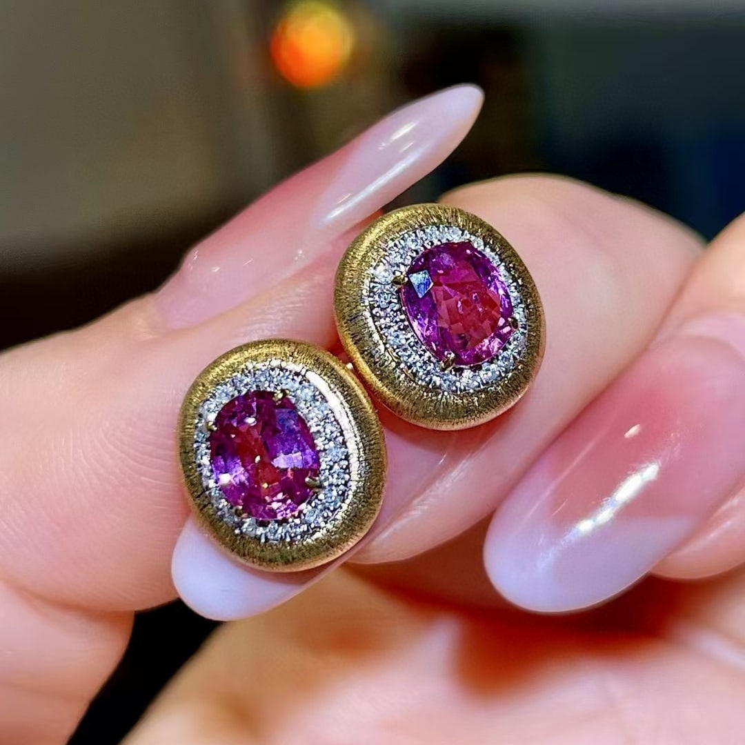 14k Gold 1.67 Ctw Natural Sapphire & Diamond Earrings: Ref:230956043 // gold content:14k gold // main gemstone:sapphire // shape:oval // carat weight:1. 52ct // color:purple // treatment:natural // // adjacent gemstone 2 : diamond // shape:round //
