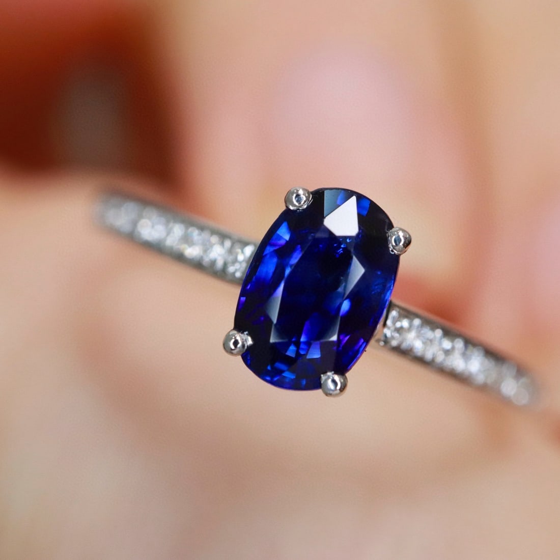 14k Gold 0.66 Ctw Natural Sapphire & Diamond Ring: Ref:230956060 // gold content:14k gold // ring size:7. 25us // // main gemstone:sapphire // shape:oval // carat weight:0. 6ct // color:royal blue // treatment:natural // // adjacent gemstone 2 :