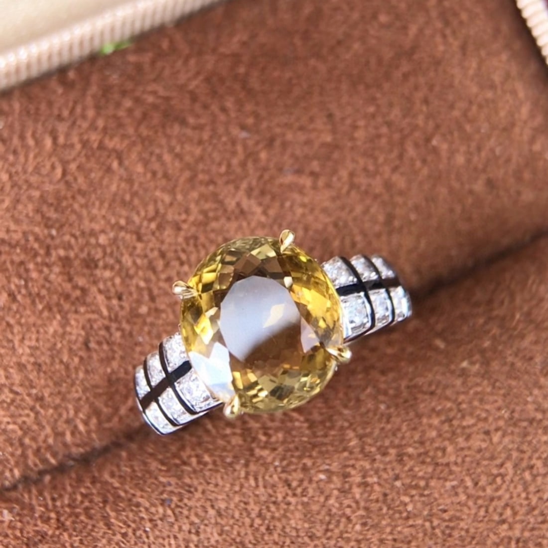 14k Gold 3.57 Ctw Natural Tourmaline & Diamond Ring: Ref:230956170 // gold content:14k gold // ring size:7. 25us // // main gemstone:tourmaline // shape:oval // carat weight:3. 39ct // color:yellow // treatment:natural // // adjacent gemstone 2 :
