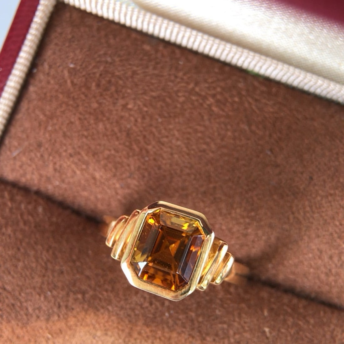 14k Gold 2.9 Ct Natural Tourmaline Ring: Ref:230956171 // gold content:14k gold // ring size:7. 25us // // main gemstone:tourmaline // shape:octagonal // carat weight:2. 9ct // color:orange // treatment:natural // Low Estimate: 2600High