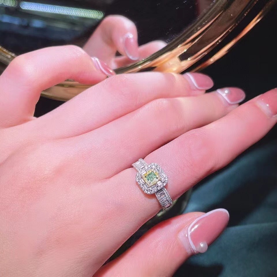 14k Gold 0.99 Ctw Natural Green Diamond & Diamond Ring - 3