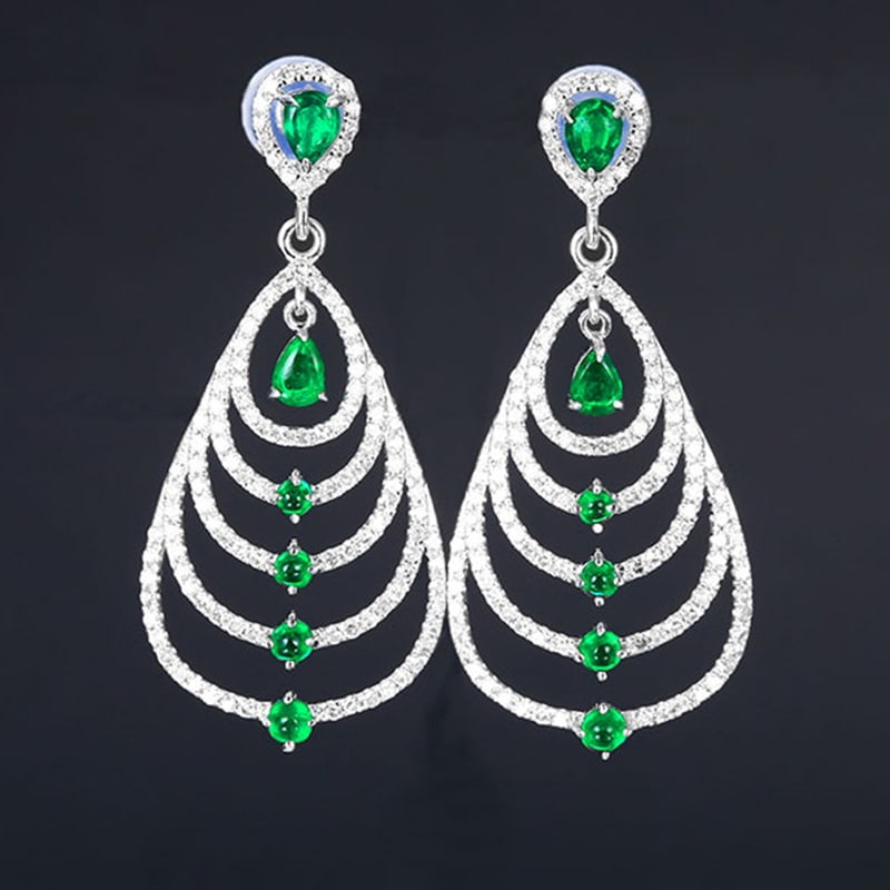 14k Gold 1.56 Ctw Vivid Green Natural Emerald & Diamond Earrings: Ref:230951040 // gold content:14k gold // main gemstone:emerald // shape:multiply // carat weight:0. 85ct // color:vivid green // treatment:natural // // adjacent gemstone 2 : diamond // number of