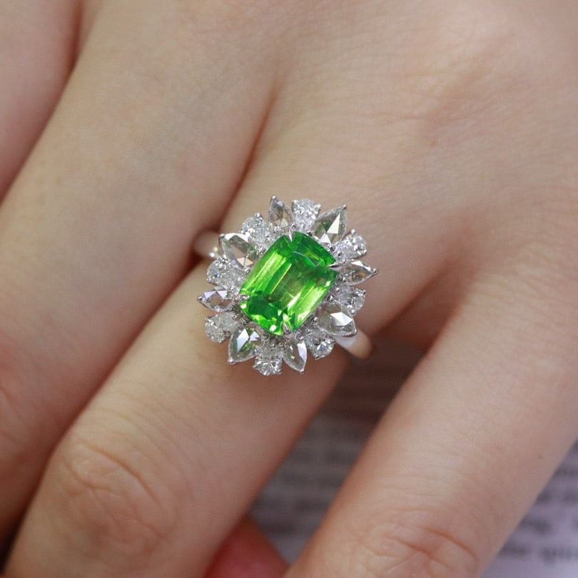 14k Gold 2.87 Ctw Natural Tsavorite & Diamond Ring - 2