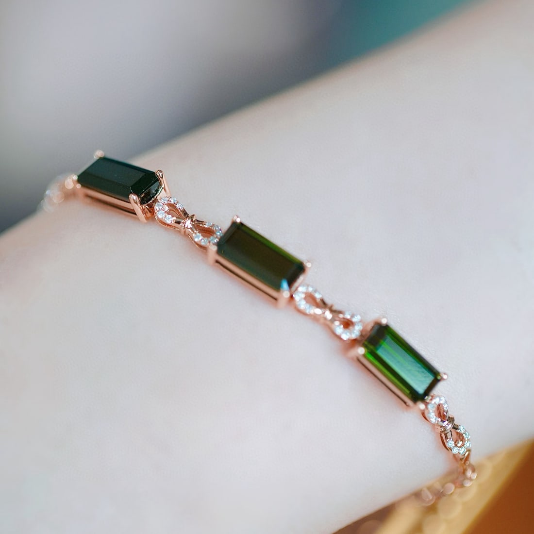 14k Gold 5.18 Ctw Natural Tourmaline & Diamond Bracelet - 2