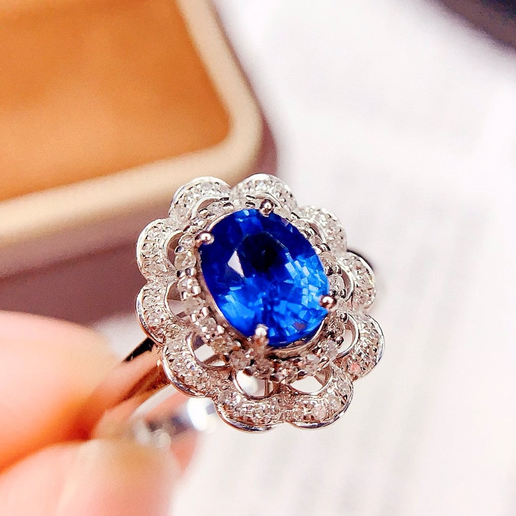 14k Gold 1.4 Ct Natural Sapphire & Diamond Ring: Ref:230951163 // gold content:14k gold // ring size:7. 25us // // main gemstone:sapphire // shape:oval // carat weight:1. 4ct // color:blue // treatment:natural // // adjacent gemstone 2 : diamond