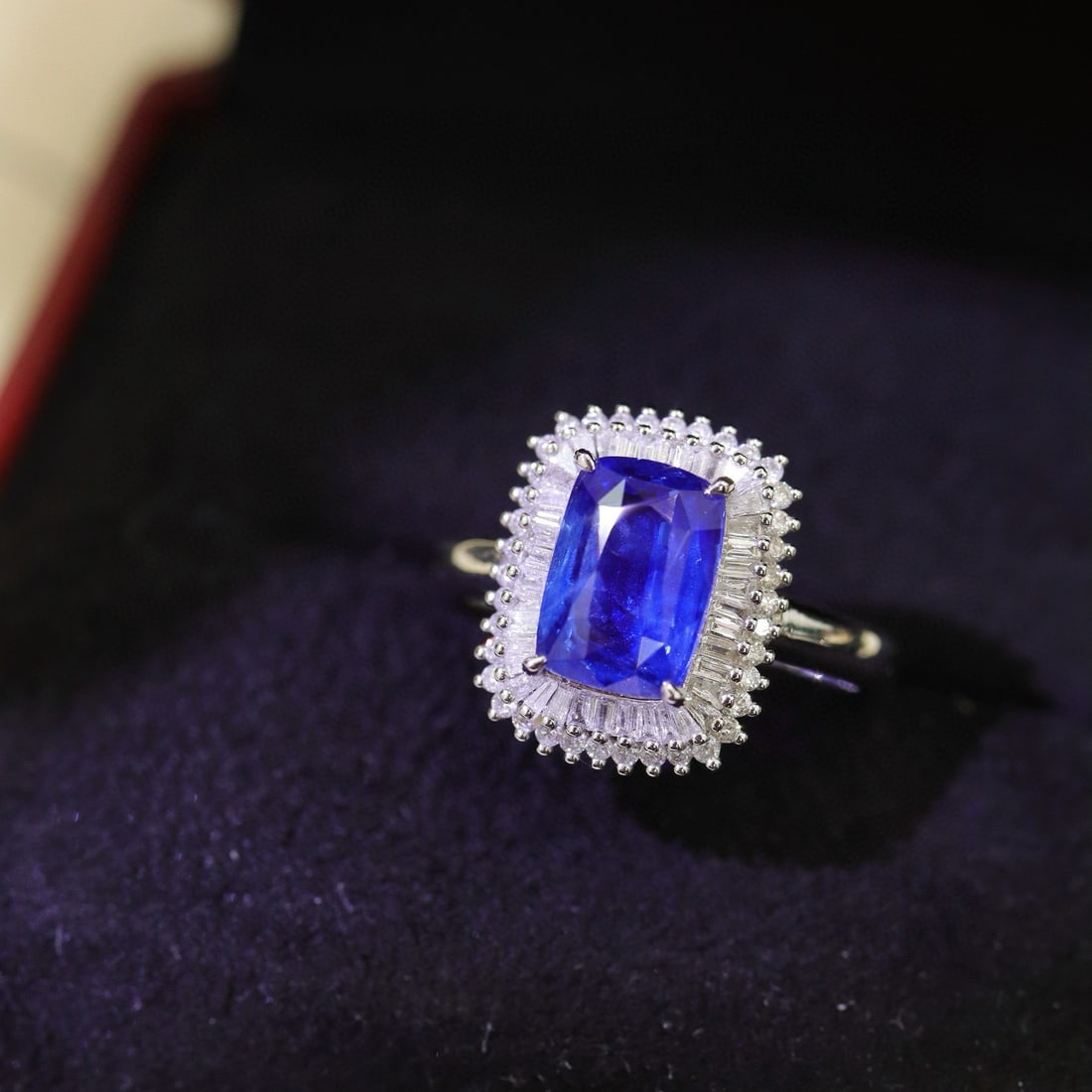 14k Gold 3.26 Ctw Natural Sapphire & Diamond Ring: Ref:230951171 // gold content:14k gold // ring size:7. 25us // // main gemstone:sapphire // shape:cushion // carat weight:2. 68ct // color:royal blue // treatment:natural // // adjacent gemstone 2