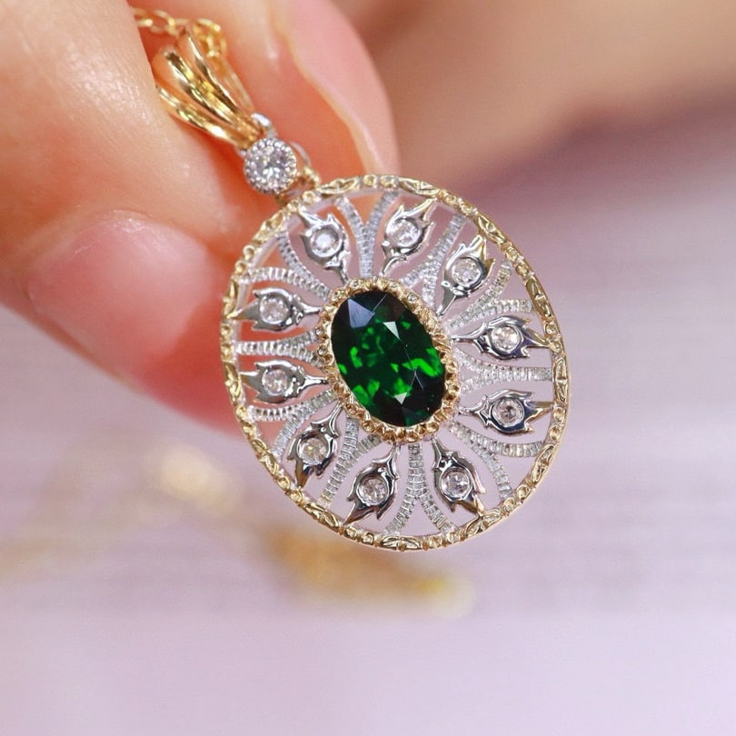 14k Gold 0.64 Ctw Vivid Green Natural Tsavorite & Diamond Pendant( Without Chain ) - 5