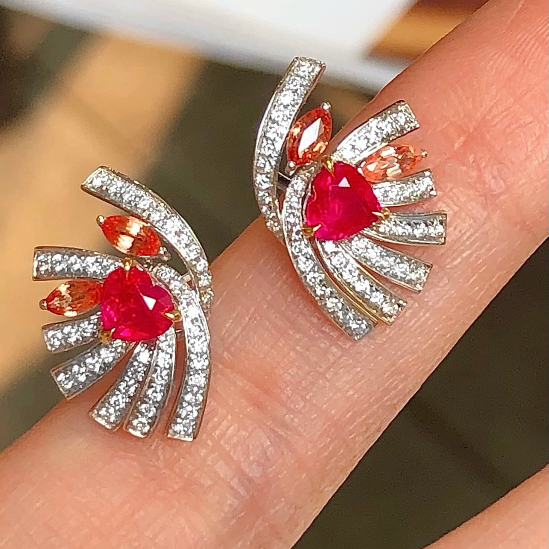 14k Gold 1.67 Ctw Natural Ruby & Diamond Earrings: Ref:230952072 // gold content:14k gold // main gemstone:ruby // shape:heart // carat weight:1. 35ct // color:pigeonblood red // treatment:natural // // adjacent gemstone 2 : diamond // shape:round