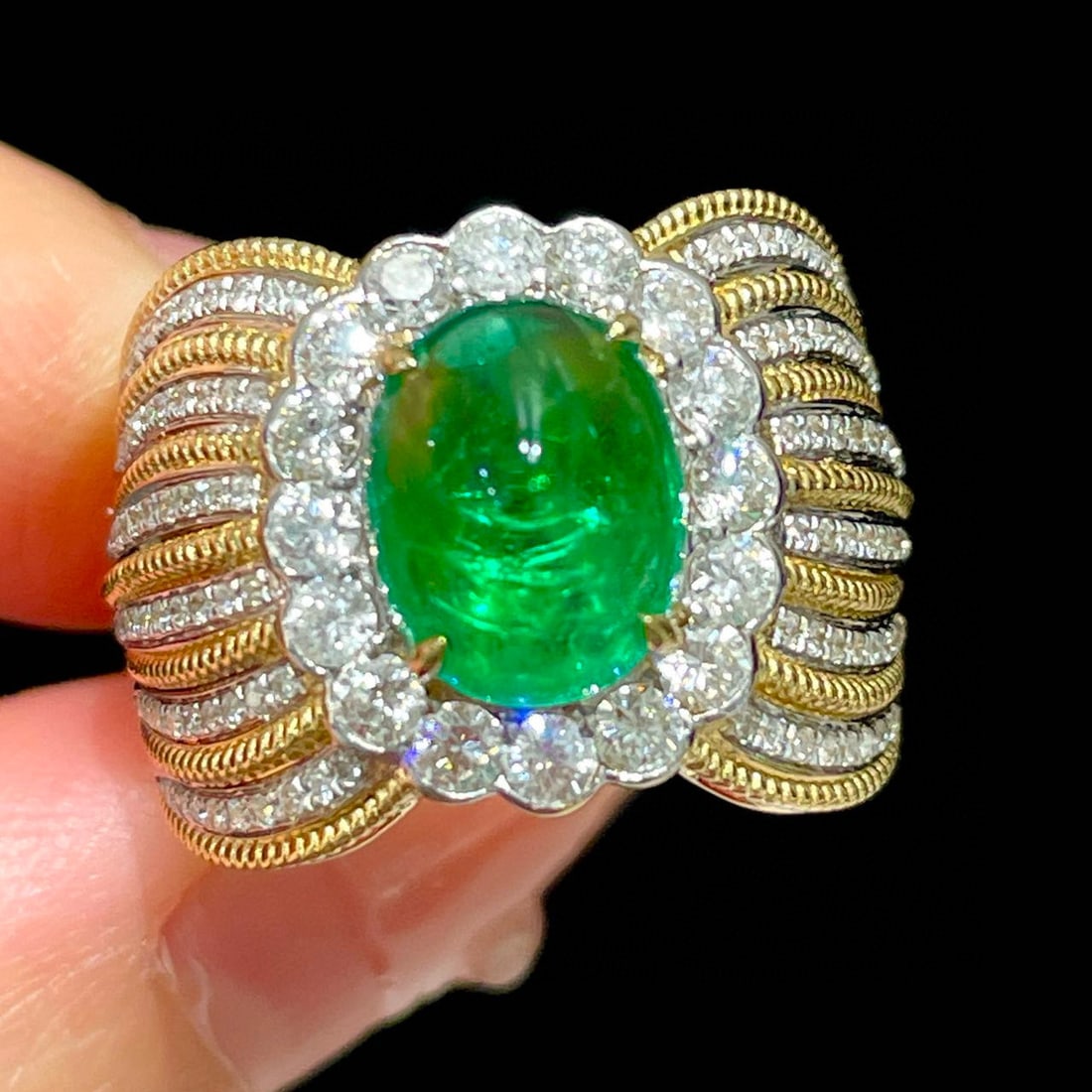 14k Gold 2.38 Ct Vivid Green Natural Emerald & Diamond Ring - 6