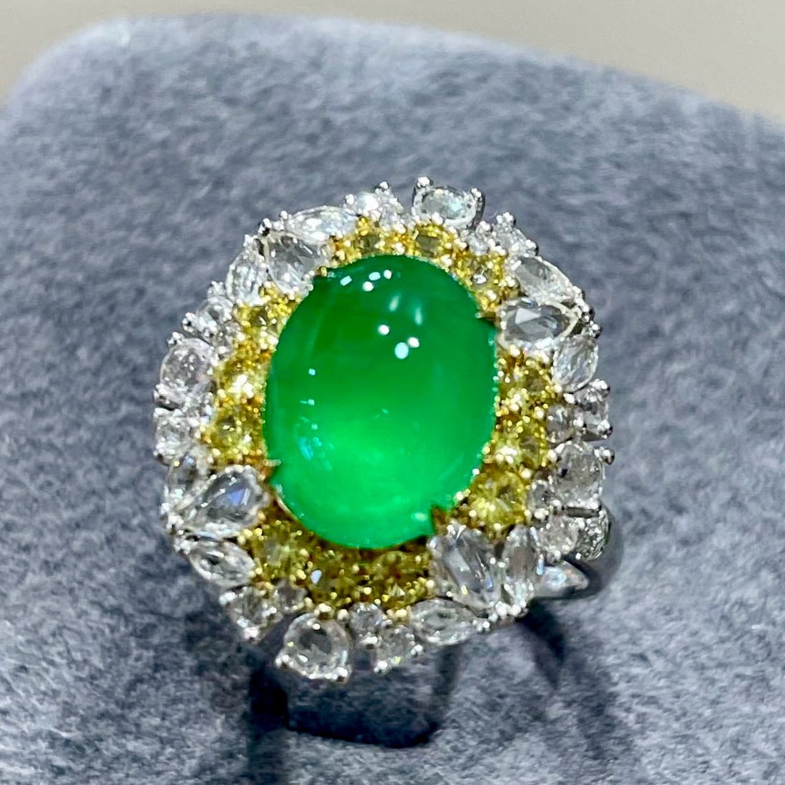 14k Gold 3.1 Ct Vivid Green Natural Emerald & Sapphire & Diamond Ring - 6
