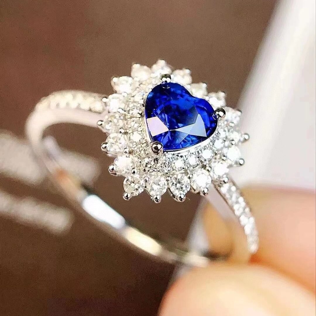 14k Gold 0.81 Ctw Natural Sapphire & Diamond Ring - 3