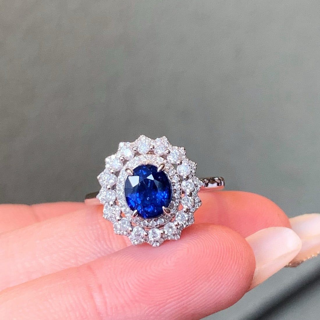 14k Gold 2.40 Ctw Natural Sapphire & Diamond Ring - 6