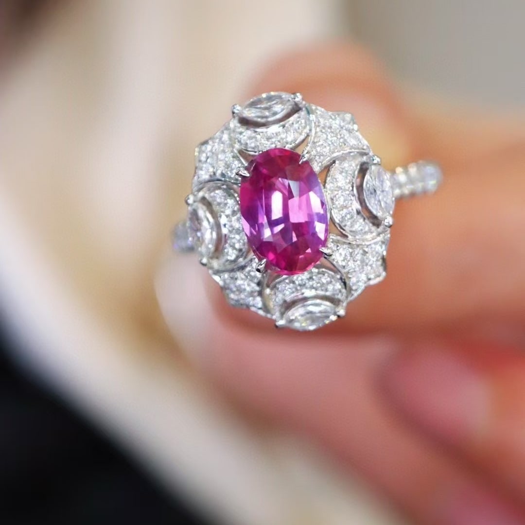 14k Gold 1.58 Ctw Natural Sapphire & Diamond Ring: Ref:230952365 // gold content:14k gold // ring size:7. 25us // // main gemstone:sapphire // shape:oval // carat weight:1. 08ct // color:pink // treatment:natural // // adjacent gemstone 2 : diamond //