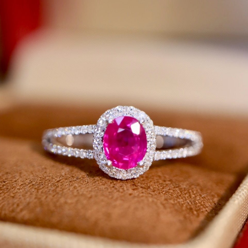 14k Gold 0.70 Ctw Natural Ruby & Diamond Ring - 5