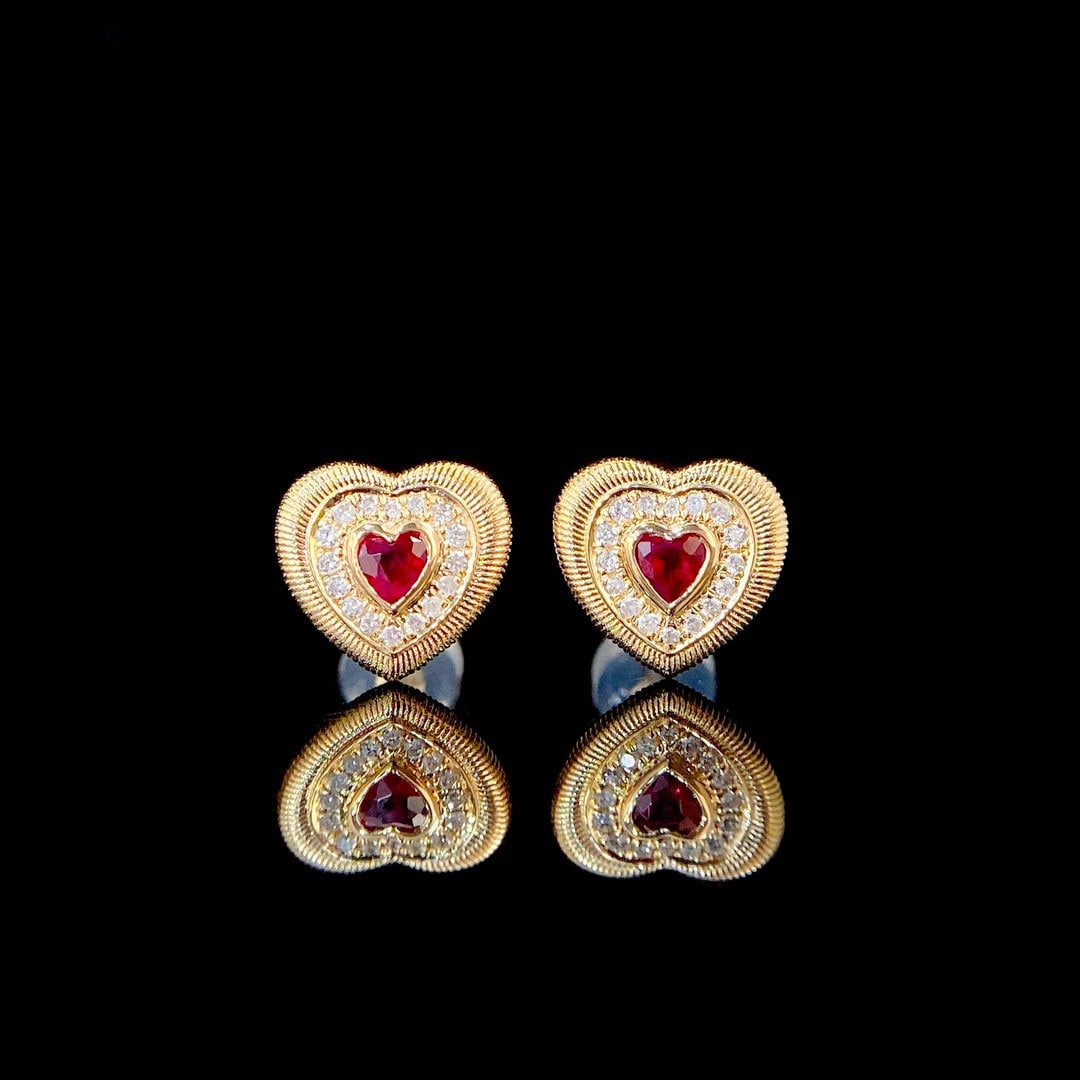 14k Gold 0.34 Ctw Natural Ruby & Diamond Earrings: Ref:230953046 // gold content:14k gold // main gemstone:ruby // shape:heart // carat weight:0. 24ct // color:pigeonblood red // treatment:natural // // adjacent gemstone 2 : diamond // shape:round