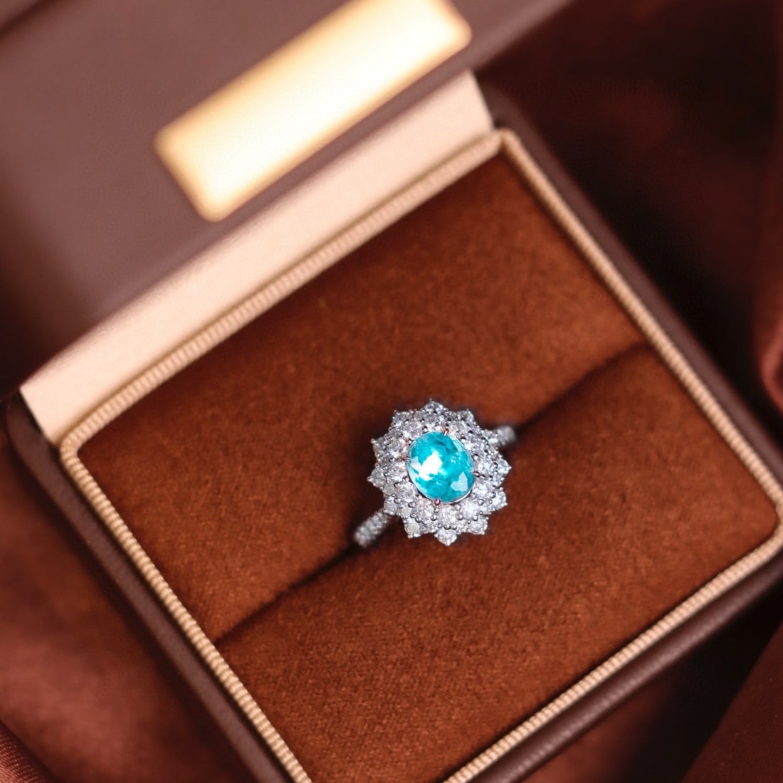 14k Gold 2.07 Ctw Natural Paraiba Tourmaline & Diamond Ring: Ref:230953068 // gold content:14k gold // ring size:7. 25us // // main gemstone:paraiba tourmaline // shape:oval // carat weight:0. 98ct // color:blue // treatment:natural // // adjacent gemstone 2 :