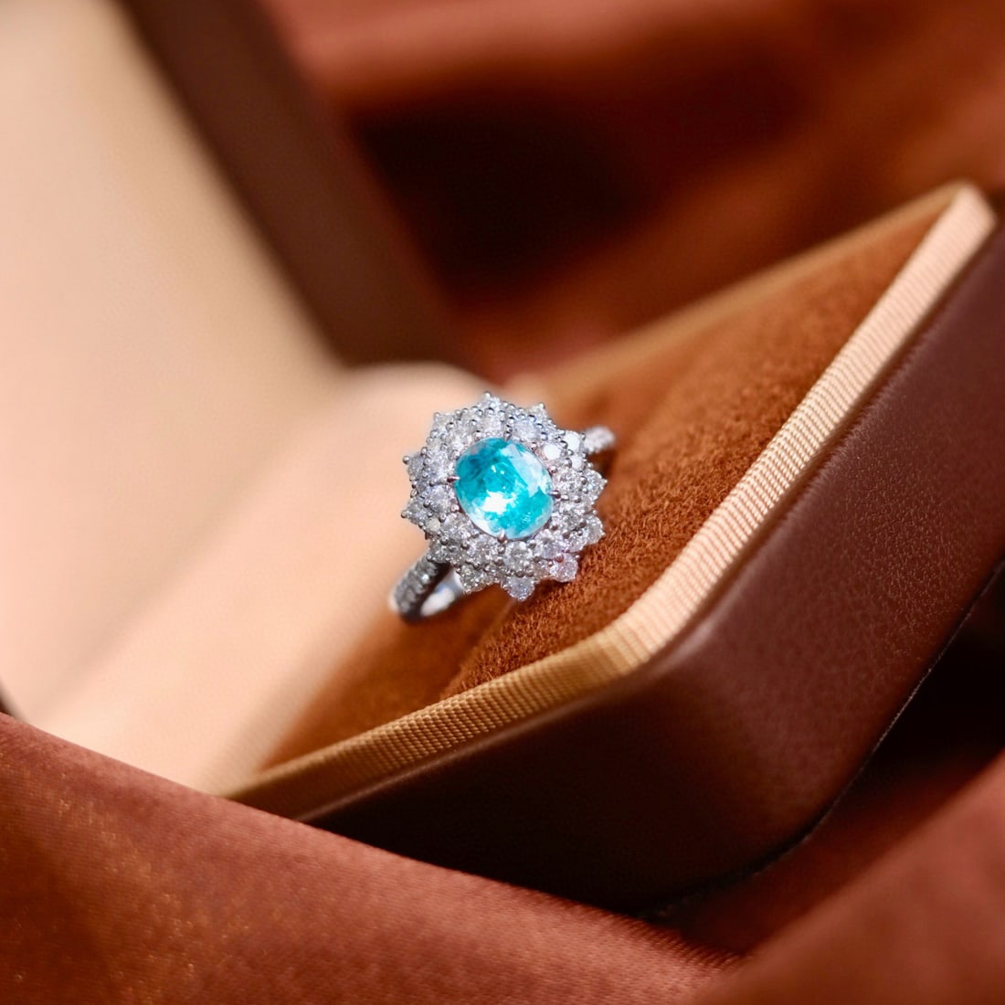 14k Gold 2.07 Ctw Natural Paraiba Tourmaline & Diamond Ring - 3