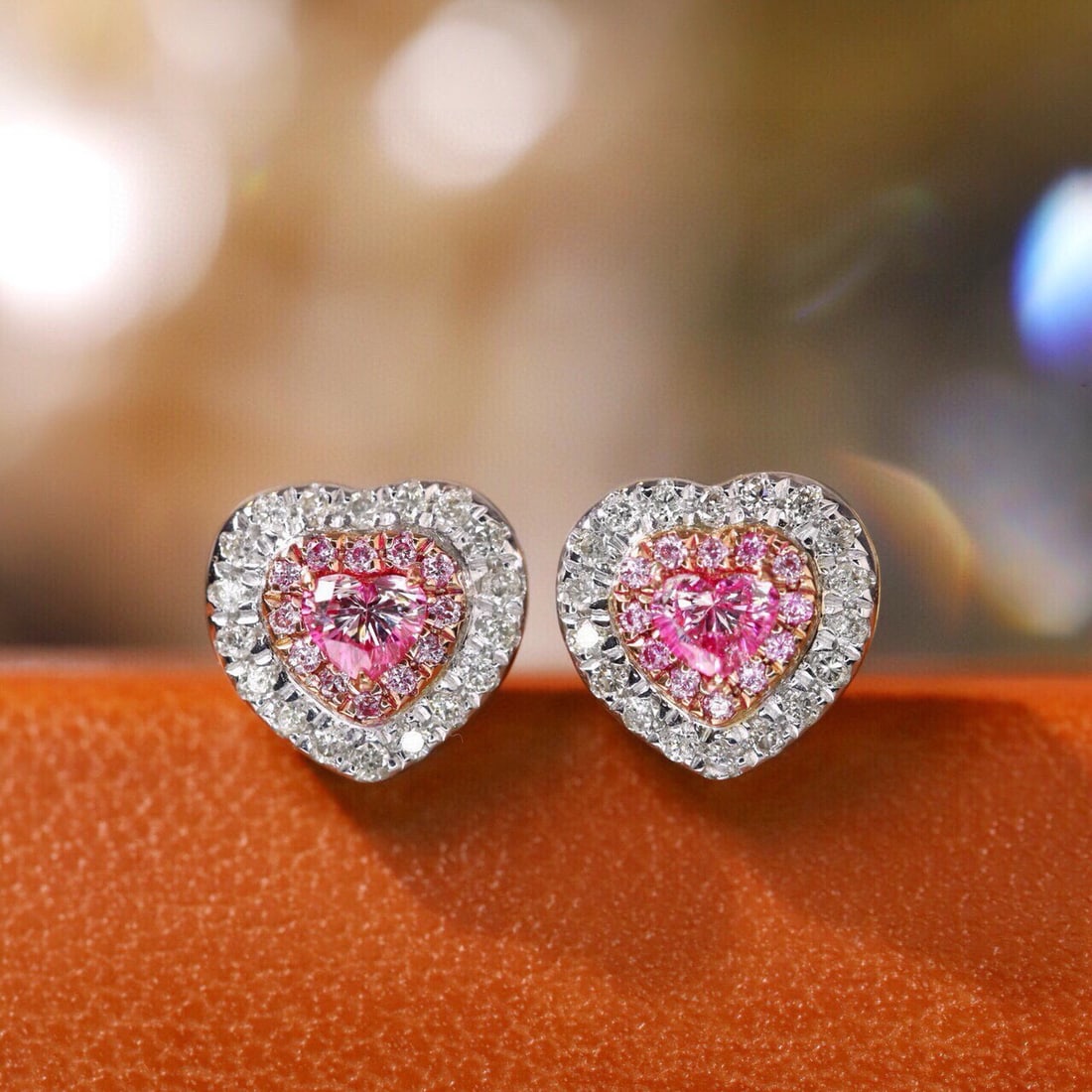 14k Gold 0.50 Ctw Natural Pink Diamond & Diamond Earrings: Ref:230953155 // gold content:14k gold // main gemstone:pink diamond // shape:heart // carat weight:0. 26ct // color:pink // treatment:natural // // adjacent gemstone 2 : diamond // shape:round //