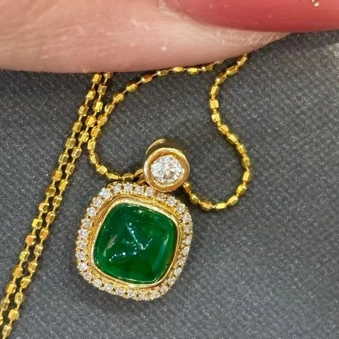 14k Gold 1.15 Ct Vivid Green Natural Emerald & Diamond Necklace - 2