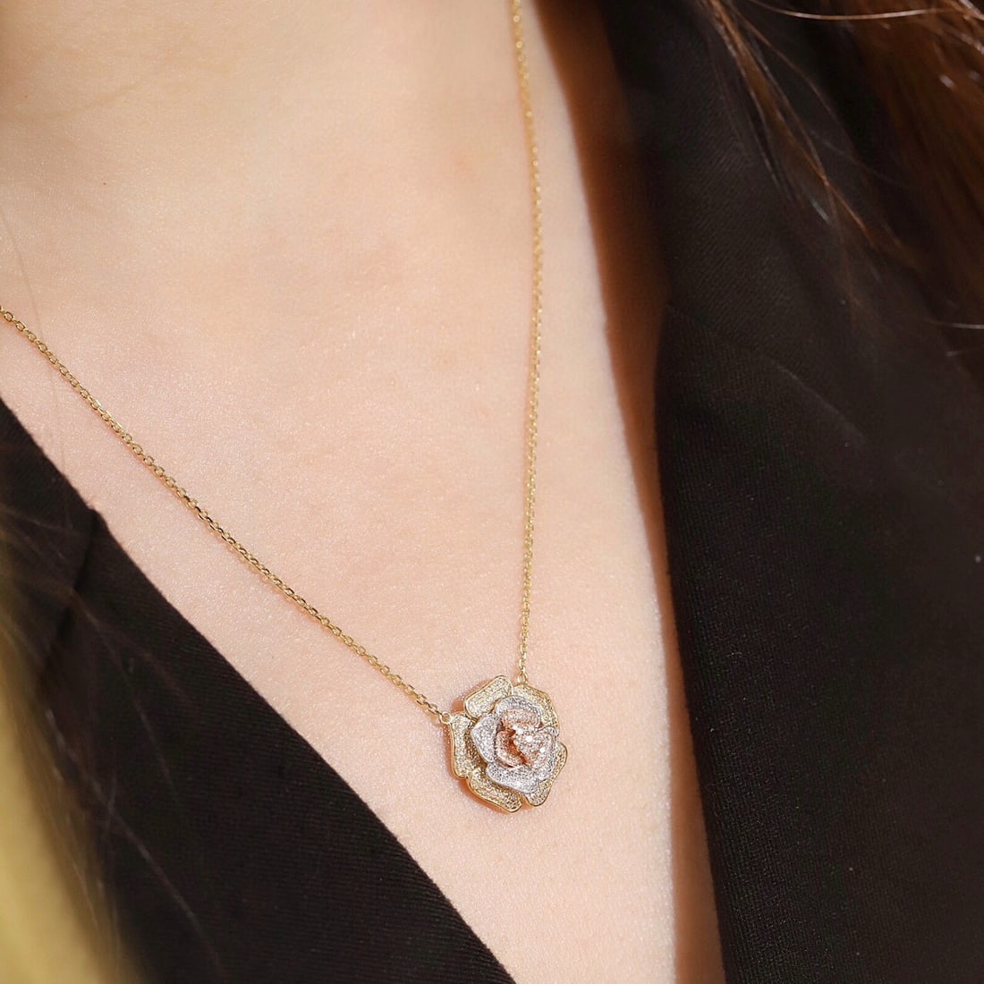 14k Gold 0.3 Ct Natural H Diamond & Flowers Necklace - 7