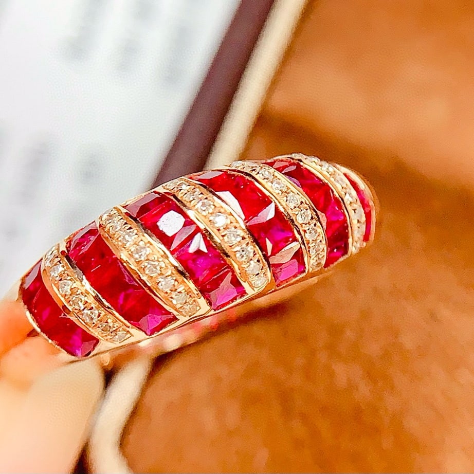 14k Gold 1.8 Ct Natural Ruby & Diamond Ring - 3